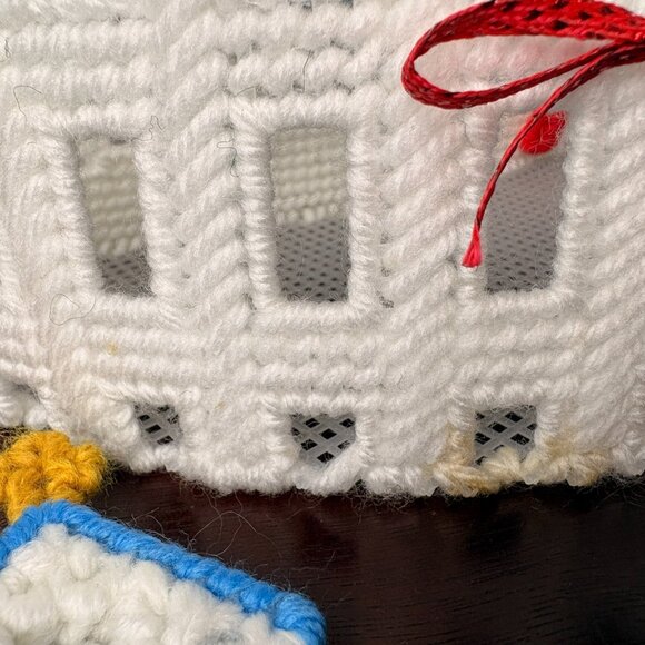 Complete Bucilla Snowman Christmas Candy Dish Plastic Canvas + Church Coasters - Picture 6 of 12